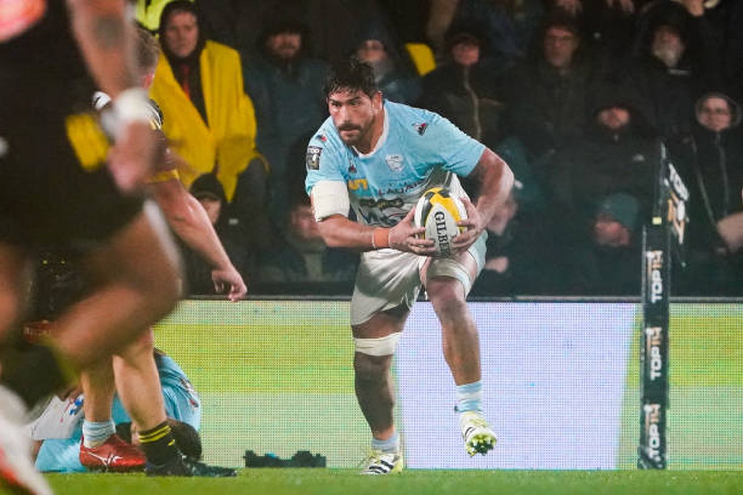 Bruni en acción ante La Rochelle.