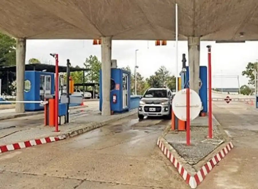 Desde este lunes aumentan las tarifas de los peajes en los puentes internacionales