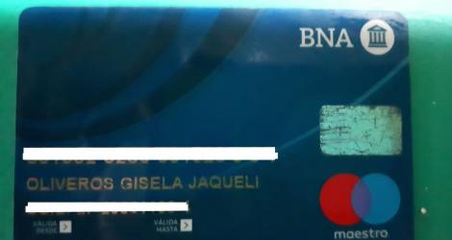 Encontraron la tarjeta bancaria de Gisela