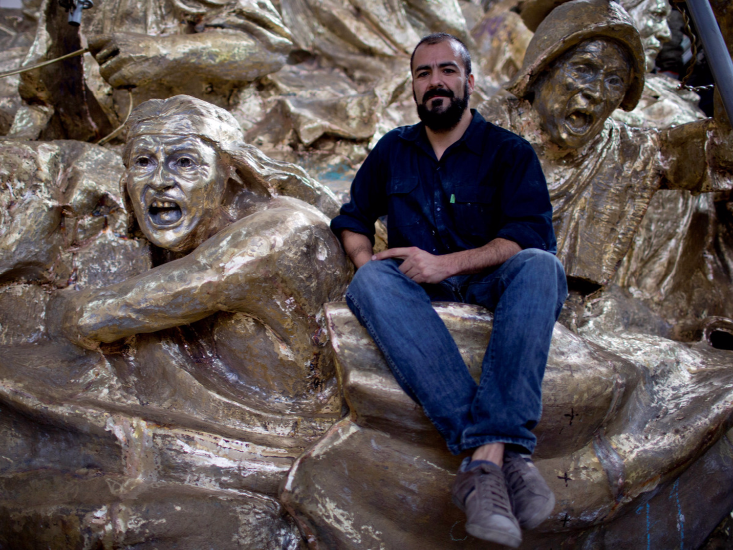 El monumento de Juana Azurduy invita a repensar el pasado y su traslado, el presente 