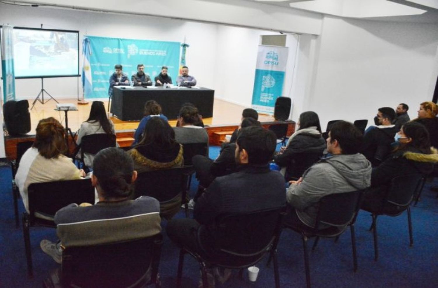 La Provincia licitó obras en barrios populares por $1200 millones