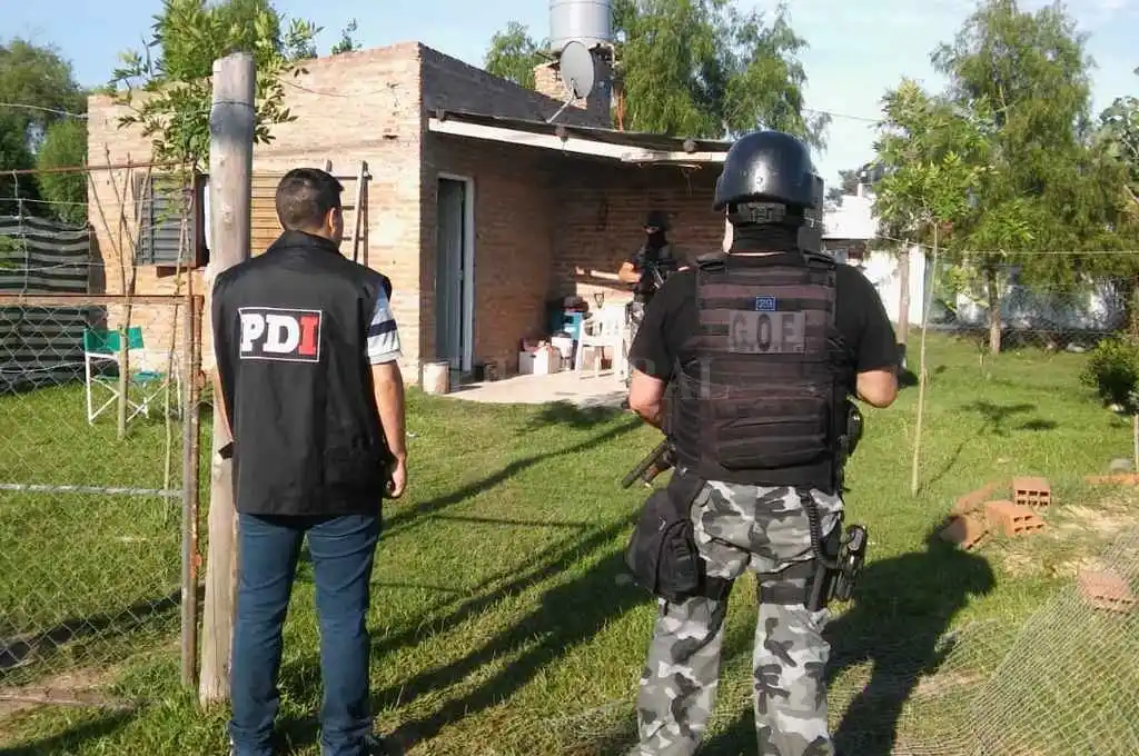 Allanamientos y detenciones en el marco del crimen de Frutos