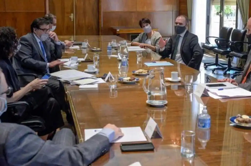 El gabinete económico analiza detalles de la inscripción al Repro II