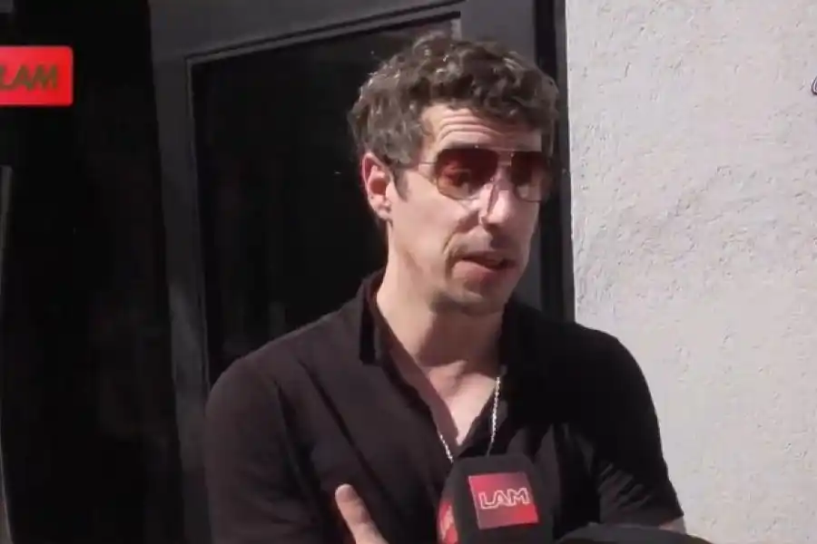 Esteban Lamothe  se suma a la lista de actores y actrices críticos de Francella