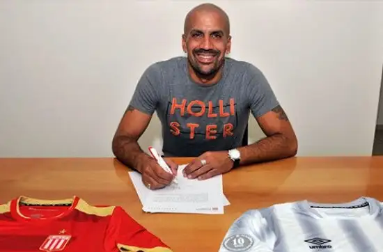 Verón firmó su contrato con Estudiantes y donará su sueldo al club 