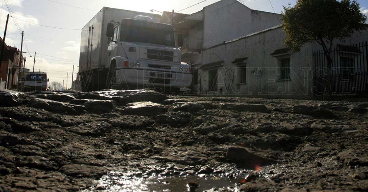 El Ejecutivo pedirá más fondos a Nación para poder reparar las calles
