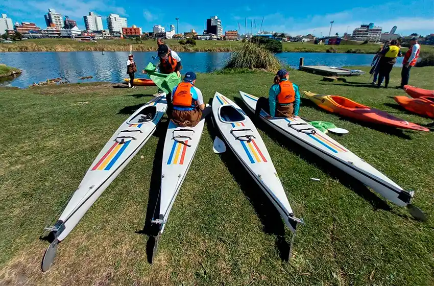 Jornada de seguridad en kayak gratuita en Punta Mogotes