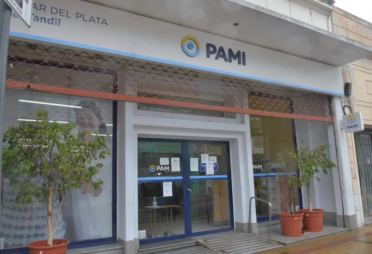 PAMI vuelve a atender sólo con turnos luego del brote de Covid-19
