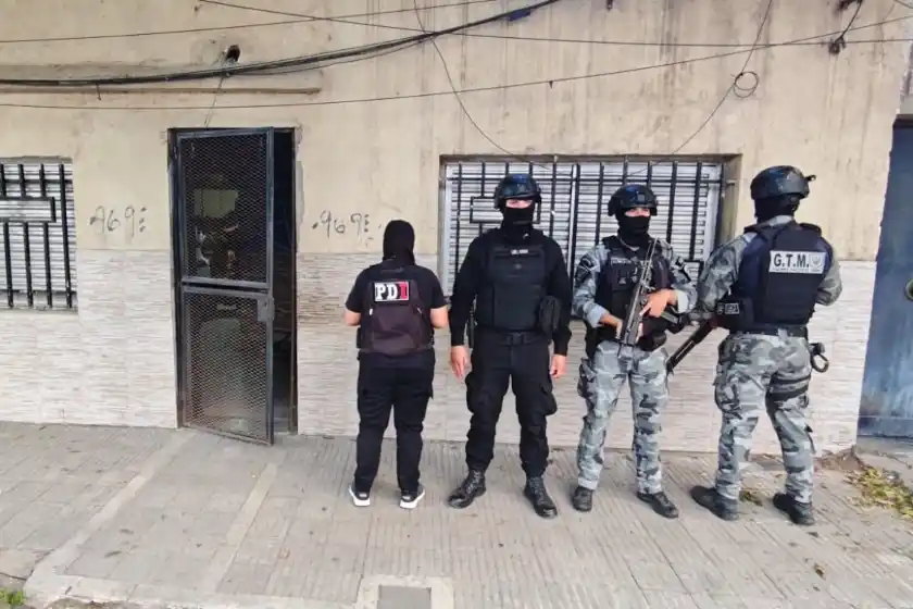 Allanamientos y cinco detenidos por venta de drogas en zona sur