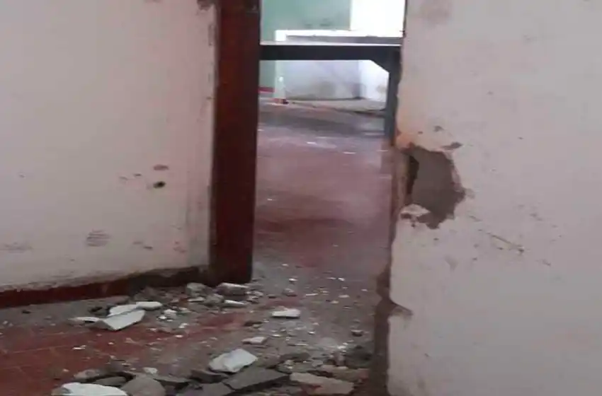 Laguna de los Padres: "Lo que falta es dedicación y lo que sobra es desidia"