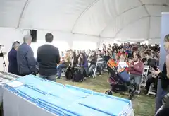 En un clima de alegría, 50 familias recibieron las llaves de sus casas en el Procrear 