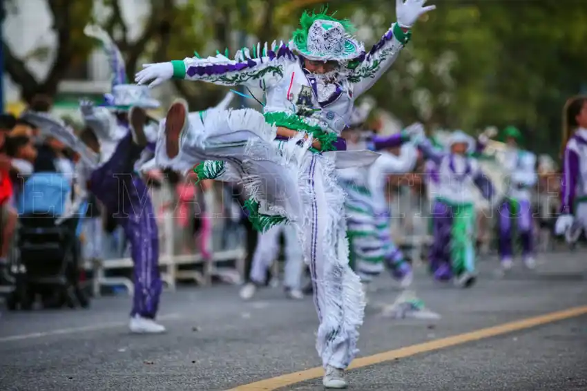 Con color y alegría, se desarrolló el Gran Corso Central