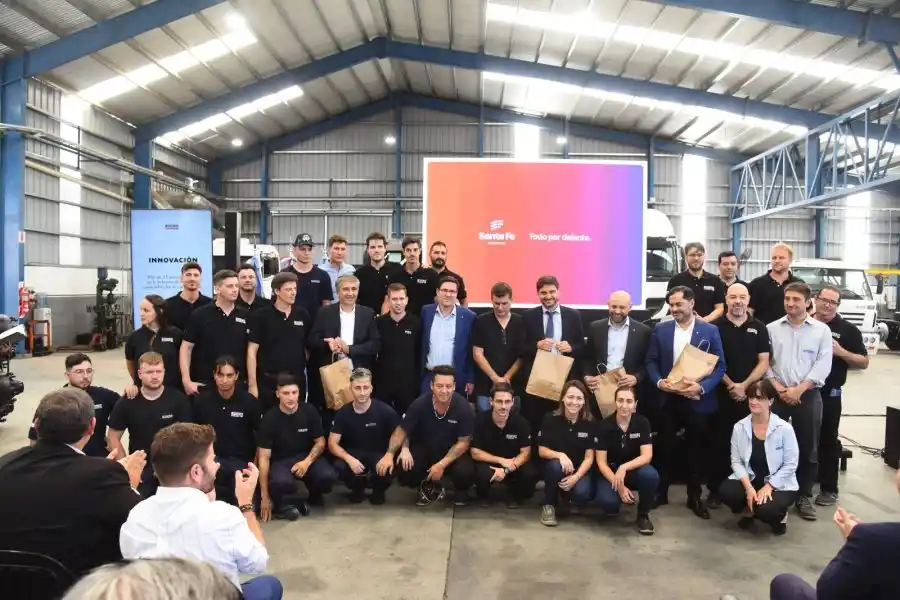 Pullaro lanzó el plan “Aprender, producción y trabajo” para potenciar el empleo y las regiones productivas