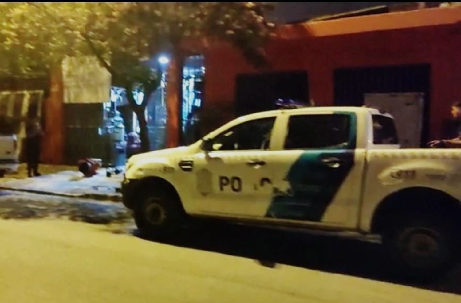 Pelea entre cuida coches: uno resultó apuñalado