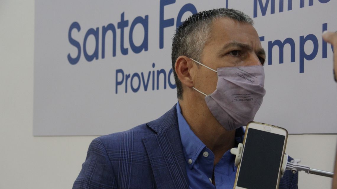 Antes de fin de año Santa Fe aplicará el pase sanitario