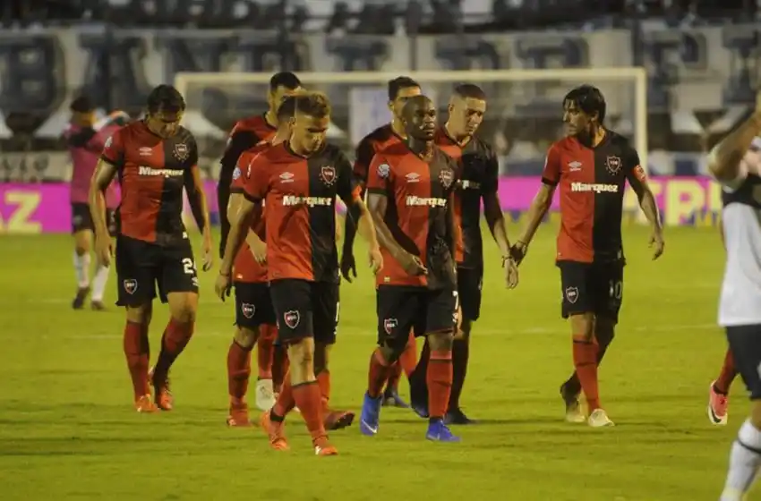 Newell’s cayó ante Gimnasia en la última pelota del partido