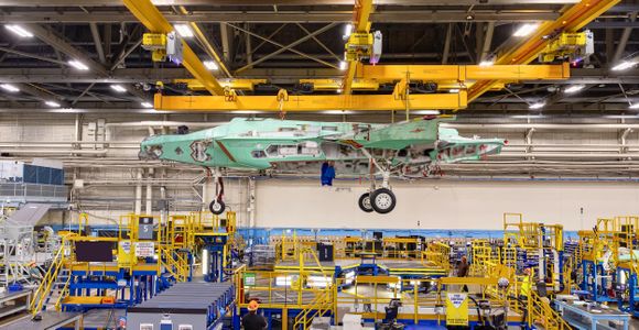 El primer F-35A de Polonia va tomando forma en la línea de producción