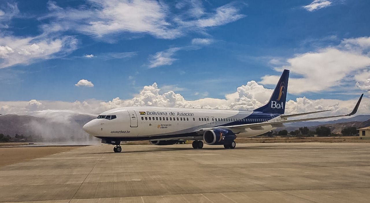 Boliviana de Aviación inaugurates flights to Venezuela