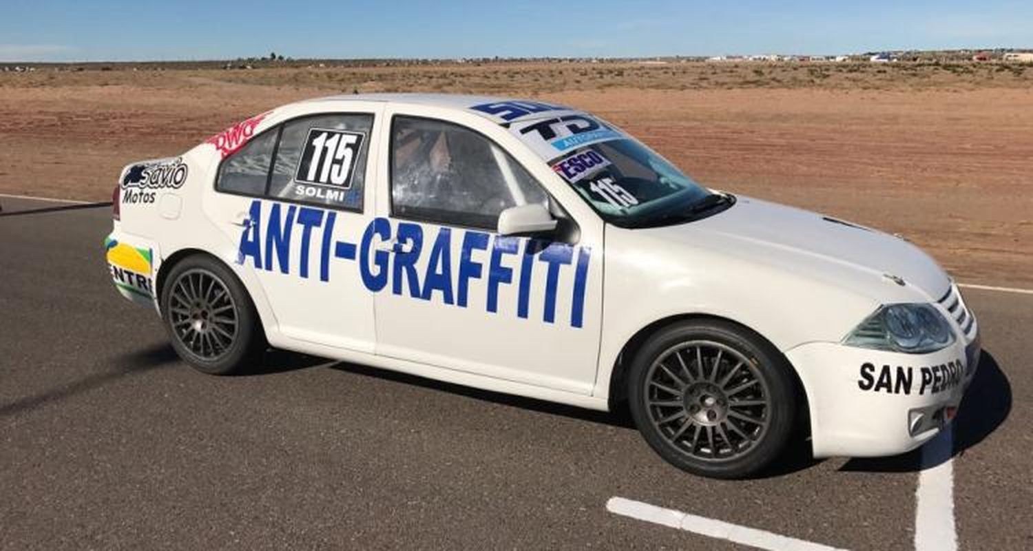 Junior Solmi ganó en Neuquén pero fue recargado por un toque y quedó cuarto