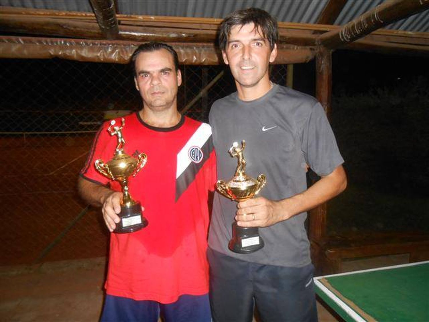 Smash Tennis: triunfo de Benedetti-Castaño en Tenis Criollo