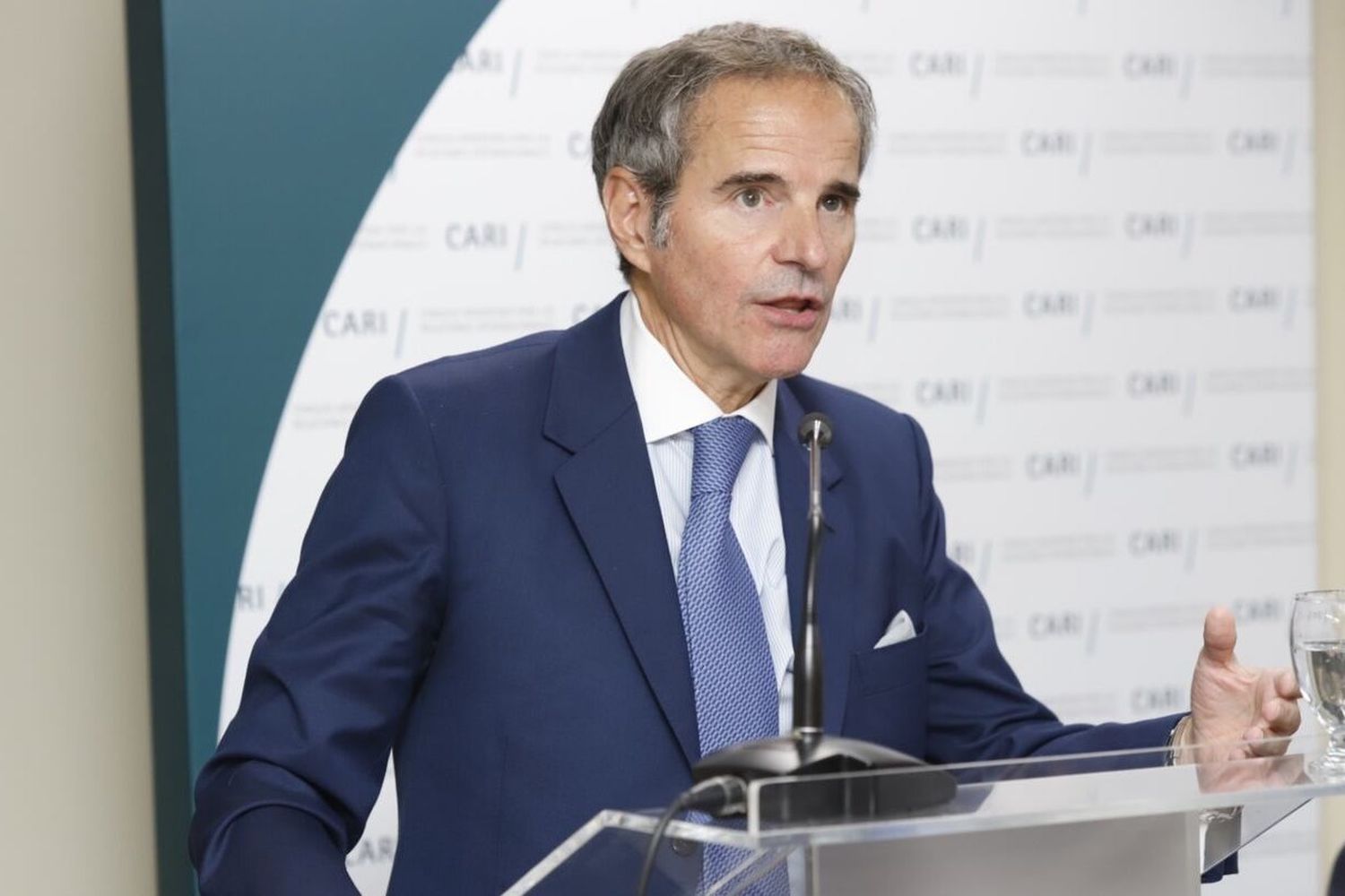 El funcionario argentino fue acusado de parcialidad en relación con el programa nuclear iraní.