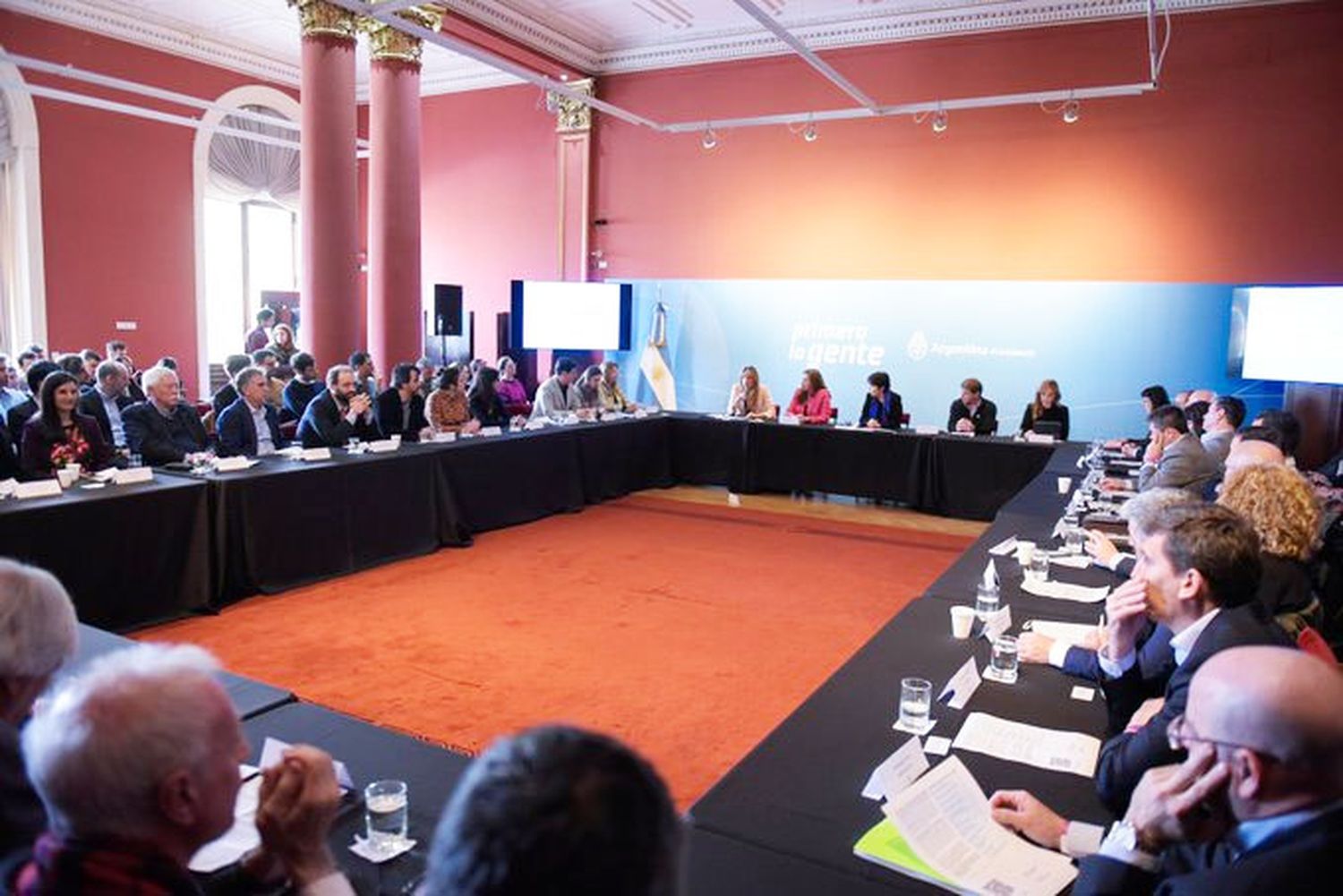 Presentaron la Estrategia para el Desarrollo de la Economía del Hidrógeno