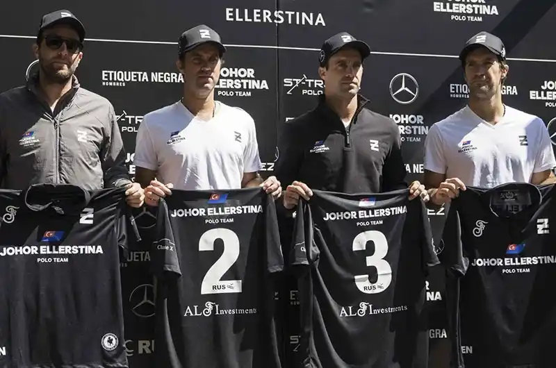 La formación de Ellerstina, que espera su debut en Tortugas, con los hermanos Gonzalo, Facundo y Nicolás Pieres, que juegan junto a su primo Pablo "Polito" Pieres 