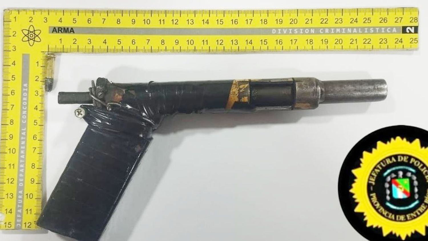 Secuestraron un arma de fuego y detuvieron a un joven en Concordia