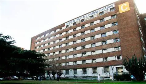 Allanaron el Hospital Posadas por test truchos de Covid-19