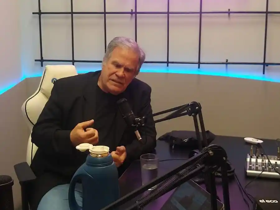 El jefe de Gabinete, Julio Elichiribehety, estuvo en El Eco Multimedios donde participó del ciclo Calle Belgrano.