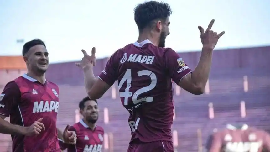 Lanús venció a Gimnasia y es el nuevo puntero de la Liga Profesional