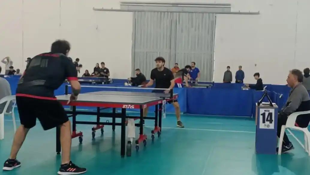 Juntos por el Ping Pong y Defensores de Puerto Quequén con rodaje en Chapadmalal