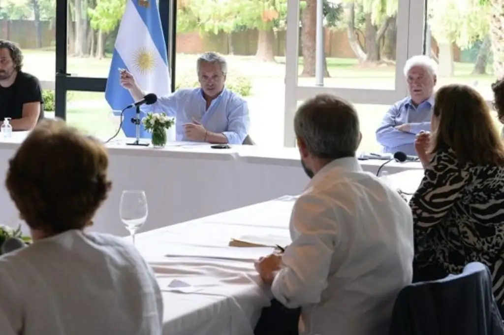 El Presidente recibe al comité de expertos que asesora en la pandemia