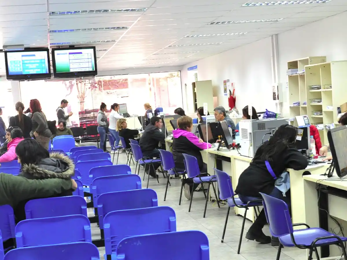 La Anses lanzó créditos y descuentos de hasta 25% en supermercados 