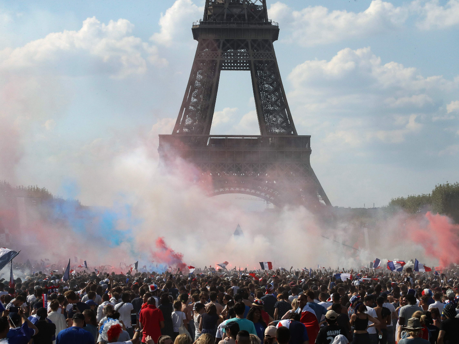 Explosión de júbilo en toda Francia por el triunfo