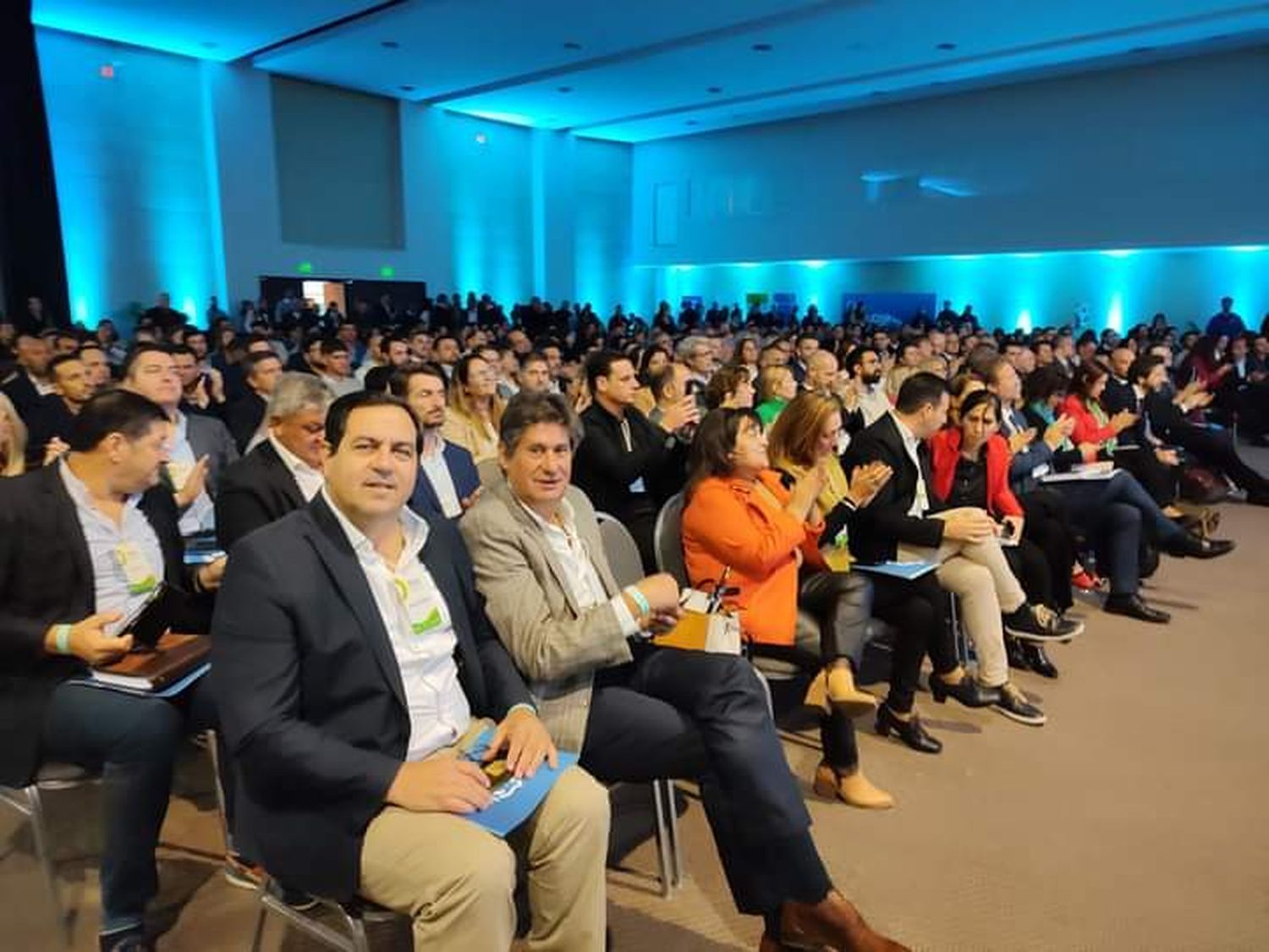 El intendente de Reconquista junto a su par de Funes, Roly Santacroce, en en el encuentro.