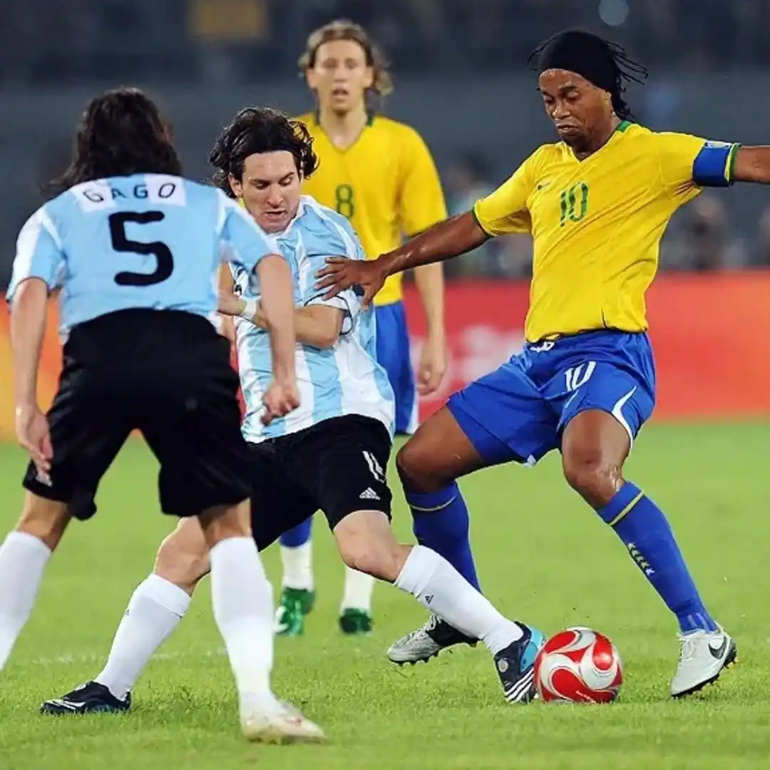 messi ronaldinho juegos olímpicos 2008