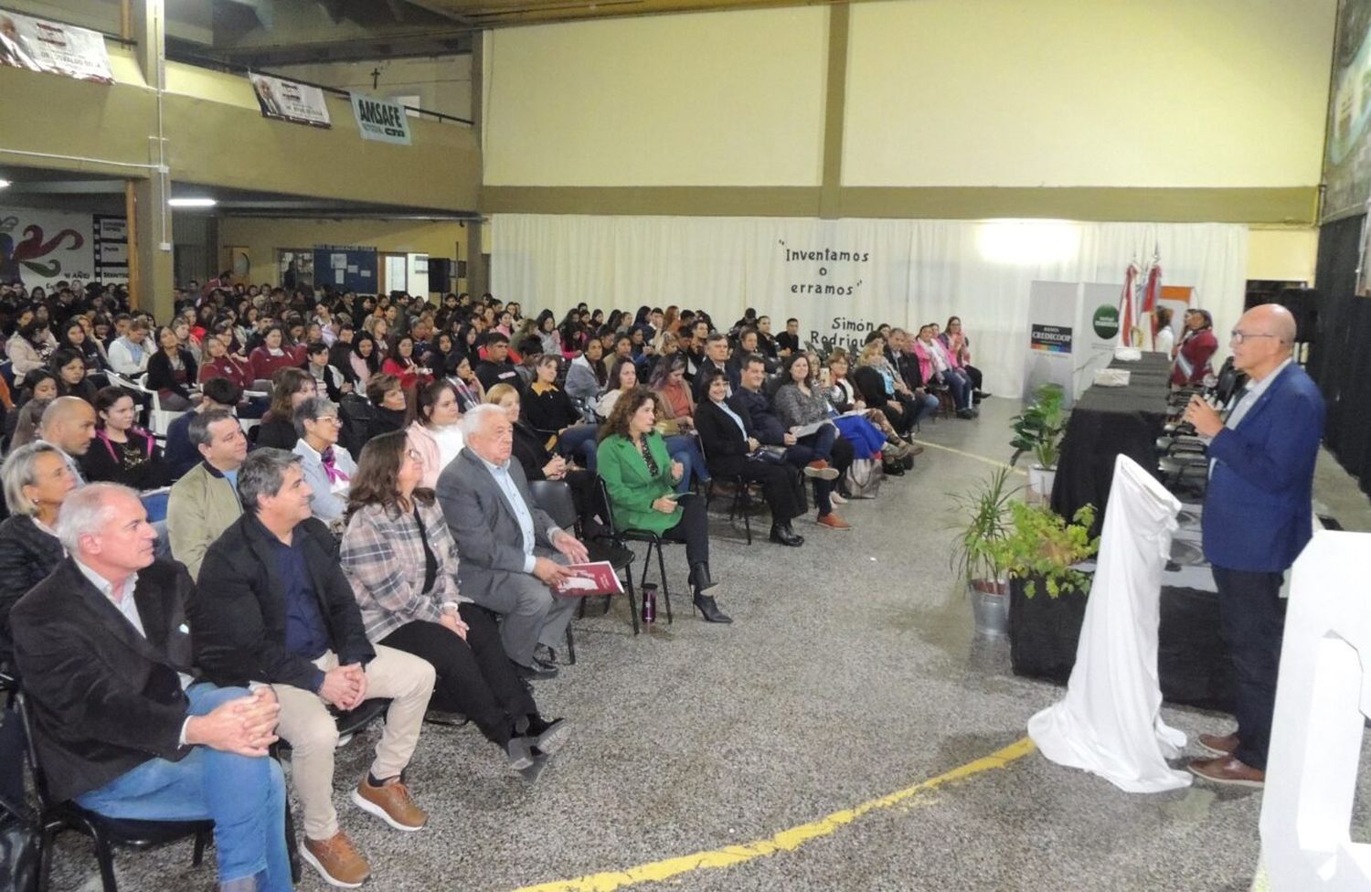 El Colegio Superior fue sede del 4to. Congreso Educativo