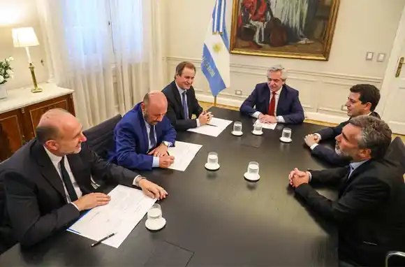 Perotti logró un acuerdo en Casa Rosada y Anses cancelará una deuda de 773 millones de pesos con la provincia