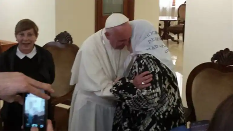 Francisco recibió durante una hora a Hebe de Bonafini
