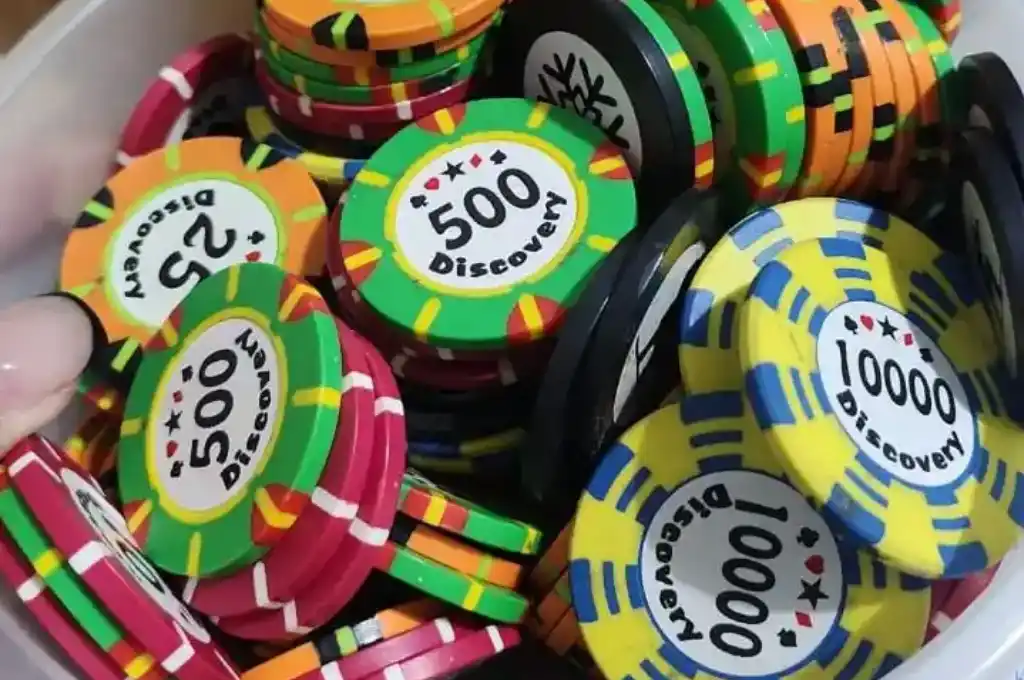 Las fichas incautadas en el allanamiento. (Foto: Gentilezas)