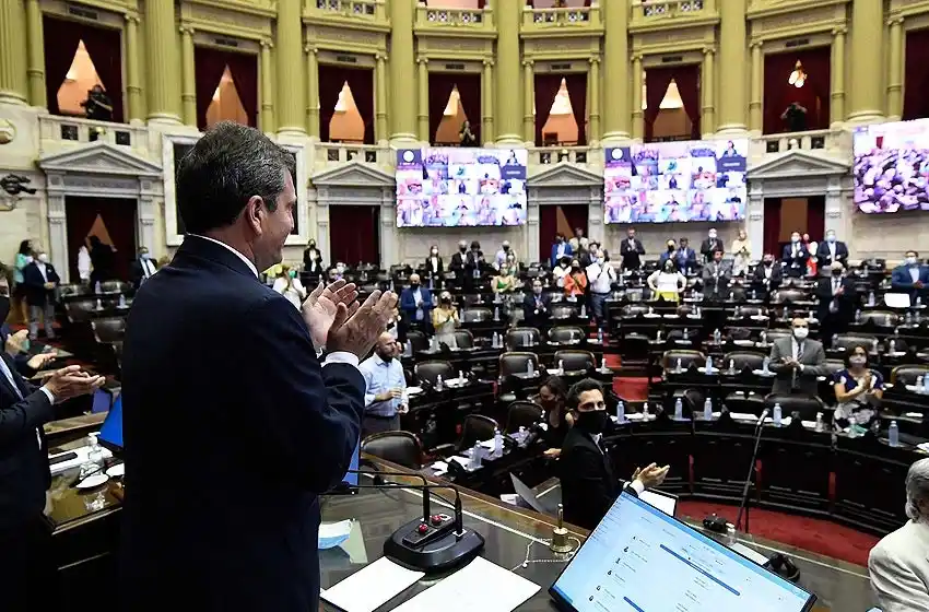 Avanza el debate por la legalización del aborto en el Congreso: la votación llegaría a la madrugada