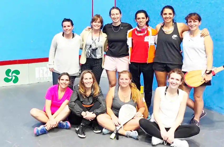 Pelotaris del Centro Vasco compitieron en Necochea