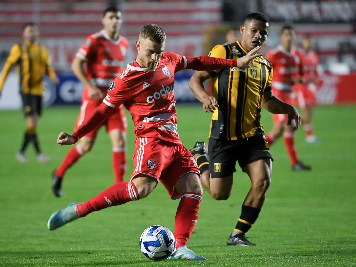 Mal comienzo para River en la Copa
