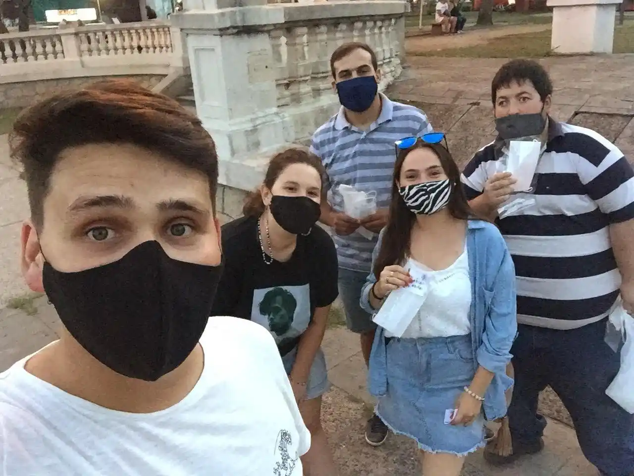 La juventud de Juntos por el Cambio repartió tapabocas en Costanera