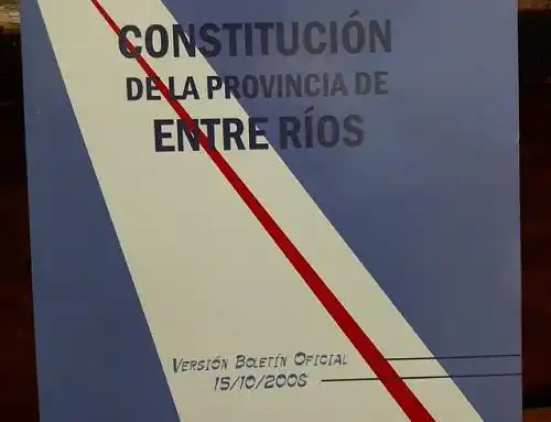 Desde este año es obligatoria la lectura de la Constitución provincial en las escuelas secundarias