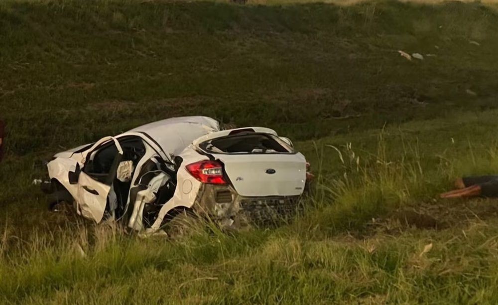 Así quedó el Ford Ka en el que viajaban cuatro amigos
