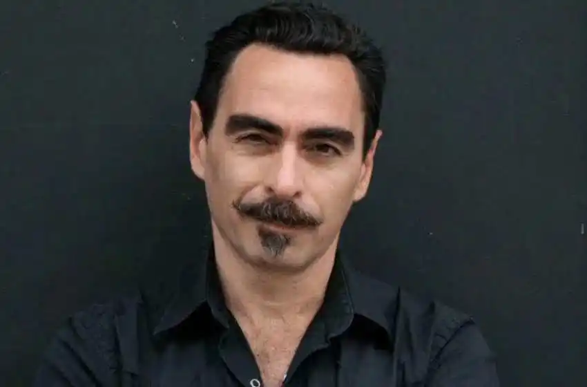 El polémico tuit de Federico Andahazi tras la derrota de Macri en los comicios