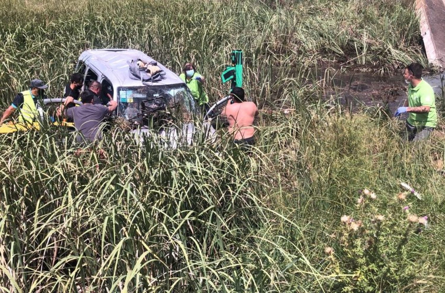 Violento accidente en la ruta 2: murió una mujer