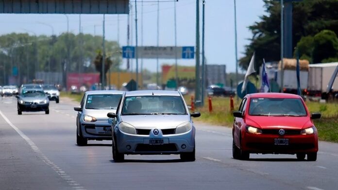 En el primer “finde” largo de junio, circulan más de 800 autos por hora hacia la Costa Atlántica